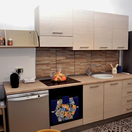 Conte Cavour Apartment Brindisi Esterno foto